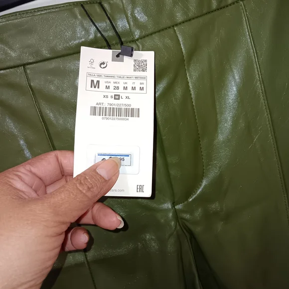 Zara Olive Green Faux Leather Pants - Picture 3 of 7